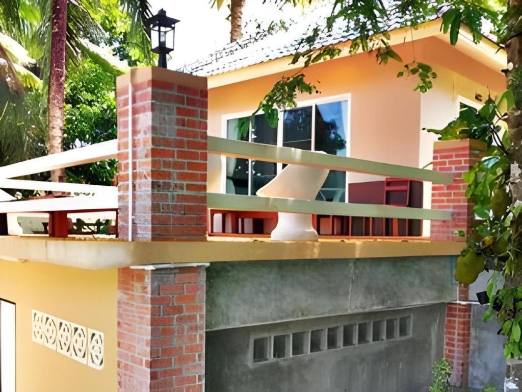Rommai Rimnaam Resort Ранонг Екстериор снимка