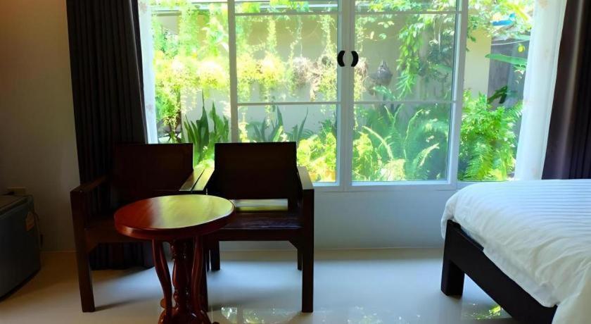 Rommai Rimnaam Resort Ранонг Екстериор снимка